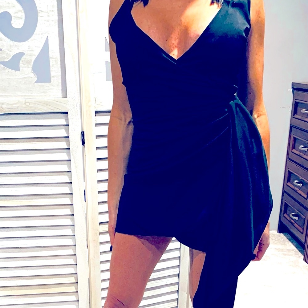 Runaway Label- Australian designed- Black mini dress- nice material
